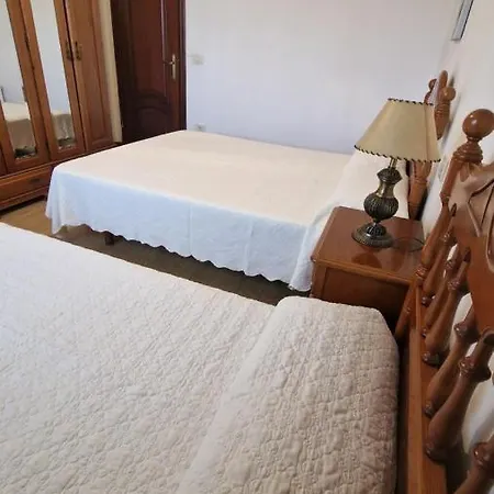 Casa Celia Camino Portugues 홈스테이 투이